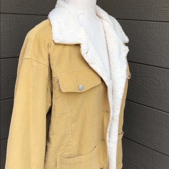Paper Crane Corduroy Faux Fur Lined Jacket - Picture 4 of 7